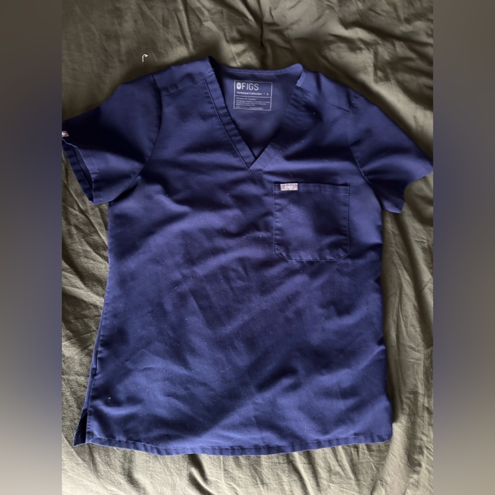 FIGS Catarina scrub top